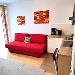 Apartment Oliver Bayer