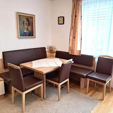 Oliver Bayer Διαμέρισμα